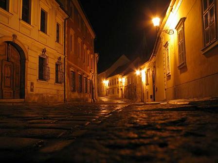 Ночная Братислава.