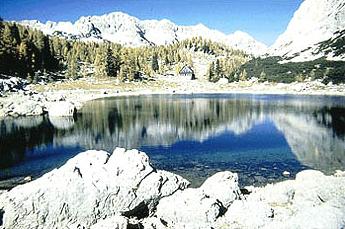 Озеро в Юлианских Альпах 